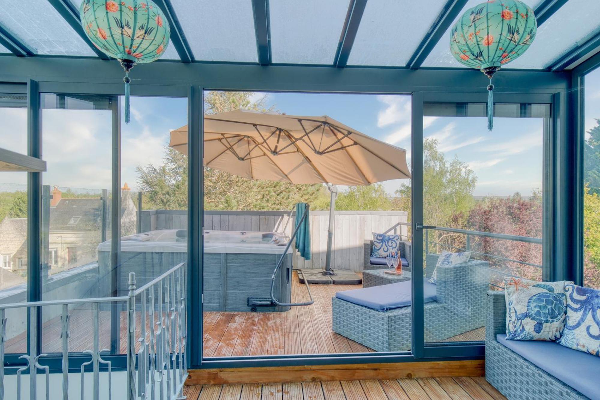 Jacuzzi Et Vue Sur Loire - Maison D'Hotes L'Odyssee La Chapelle-sur-Loire Ngoại thất bức ảnh
